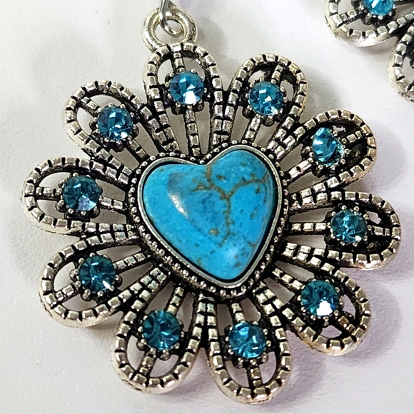 Boho Silver Turquoise Color Natural Stone Heart Flower Earrings New - Picture 3 of 7